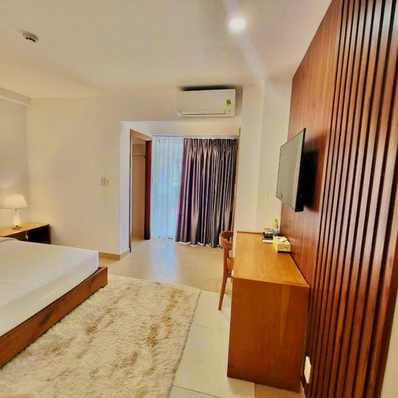 Simmi 5 Hotel & Apartment Ho Chi Minh City Bagian luar foto